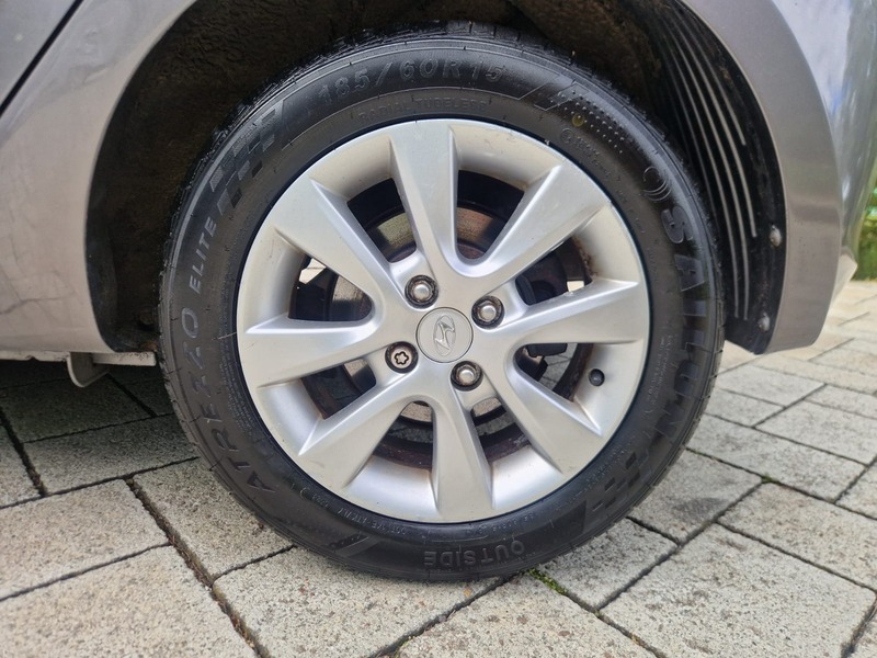 Hyundai I20 1.2 Classic Hatchback White #32