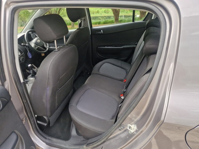 Hyundai I20 1.2 Classic Hatchback White #14