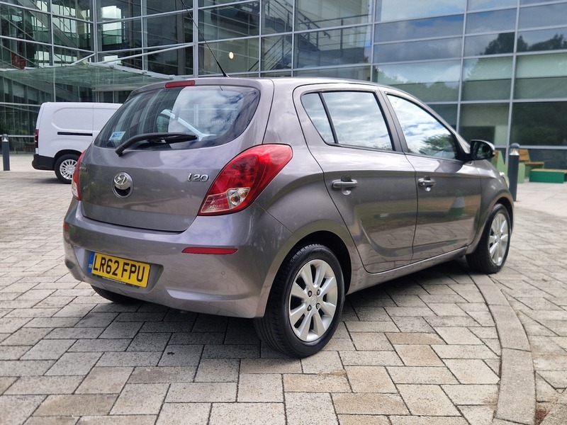 Hyundai I20 1.2 Style Hatchback Grey #3