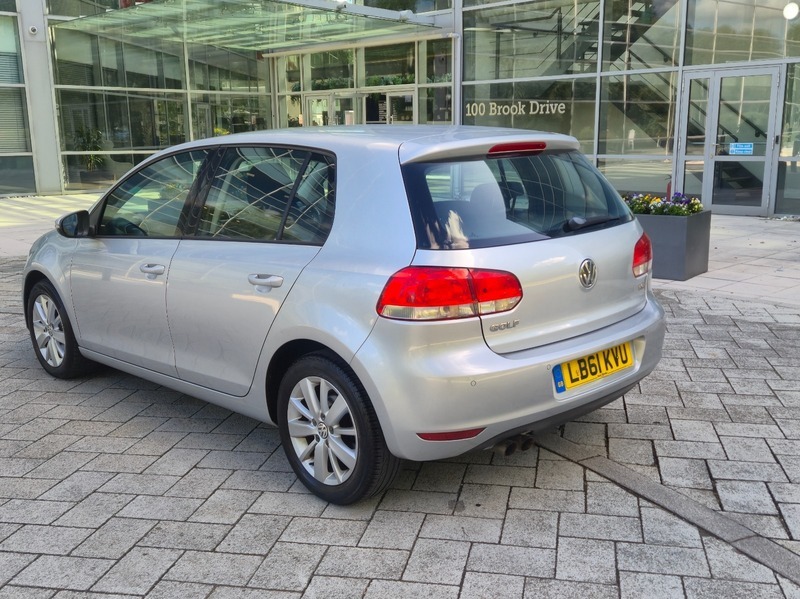 Volkswagen Golf 2.0 Tsi Gti #4