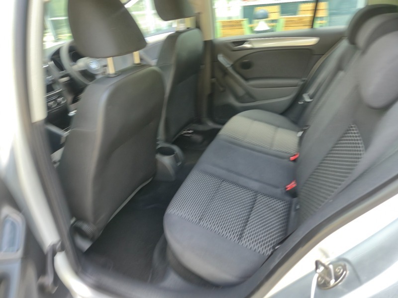 Volkswagen Golf 1.6 Tdi Red #14
