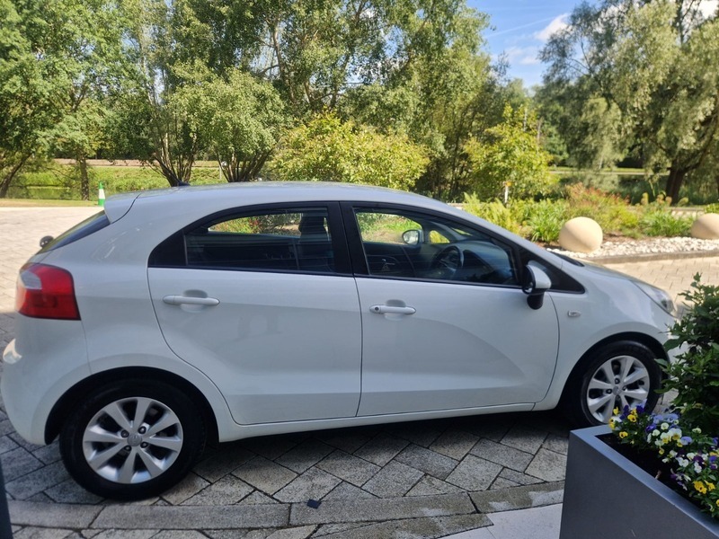 Kia RIO Hatchback 1.4 Crdi Ecodynamics 2 Euro 6 Ss White #8