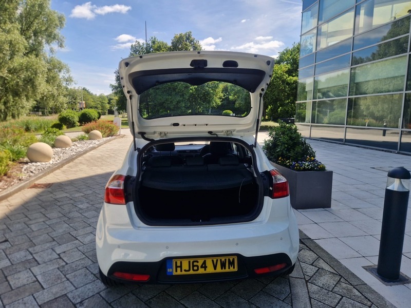 Kia RIO Hatchback 1.4 Crdi Ecodynamics 2 Euro 6 Ss White #29