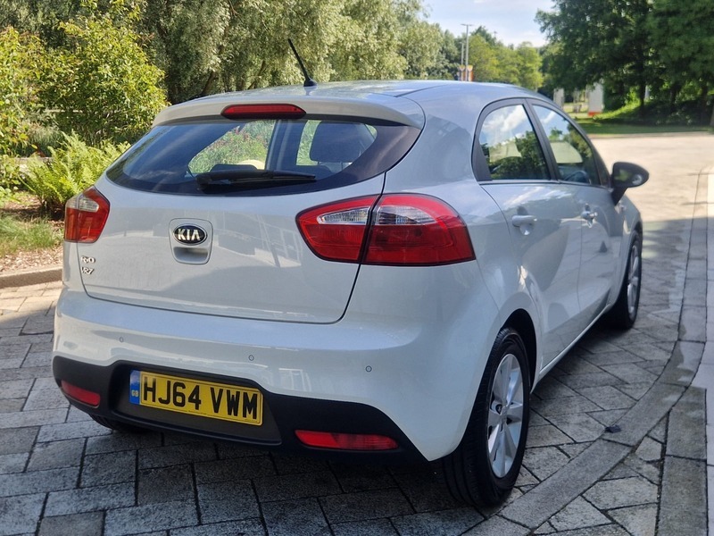 Kia RIO Hatchback 1.4 Crdi Ecodynamics 2 Euro 6 Ss White #9