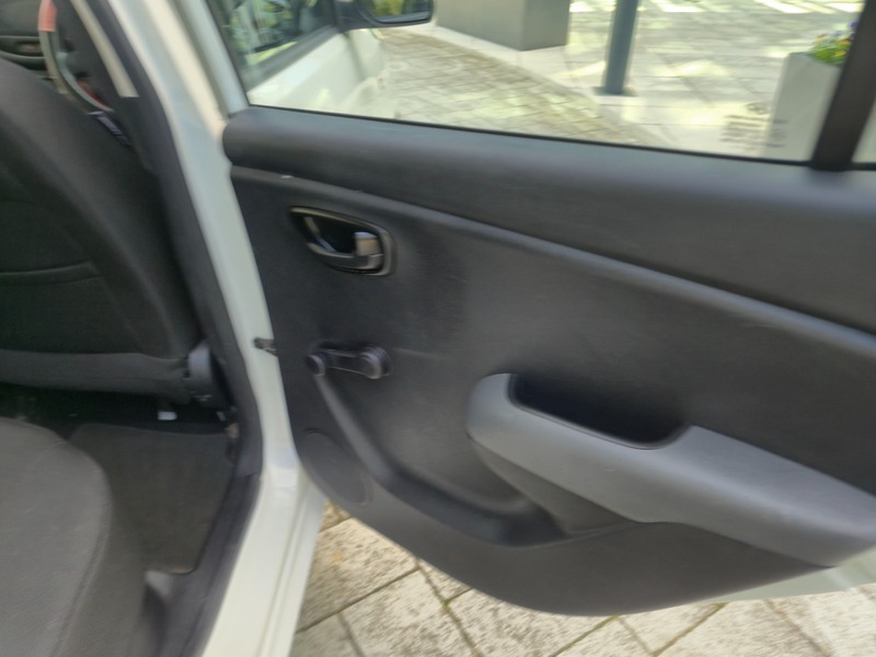 Hyundai I10 1.2L Se White #12