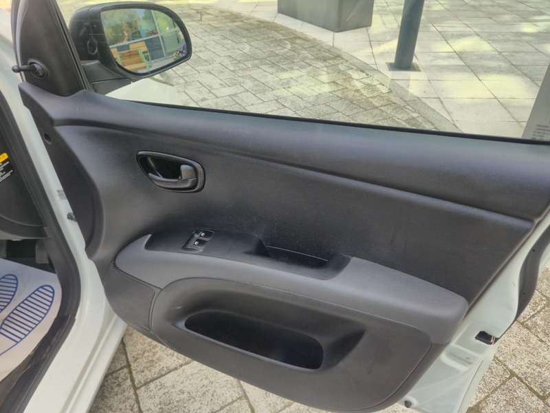 Hyundai I10 1.2L Se White #11