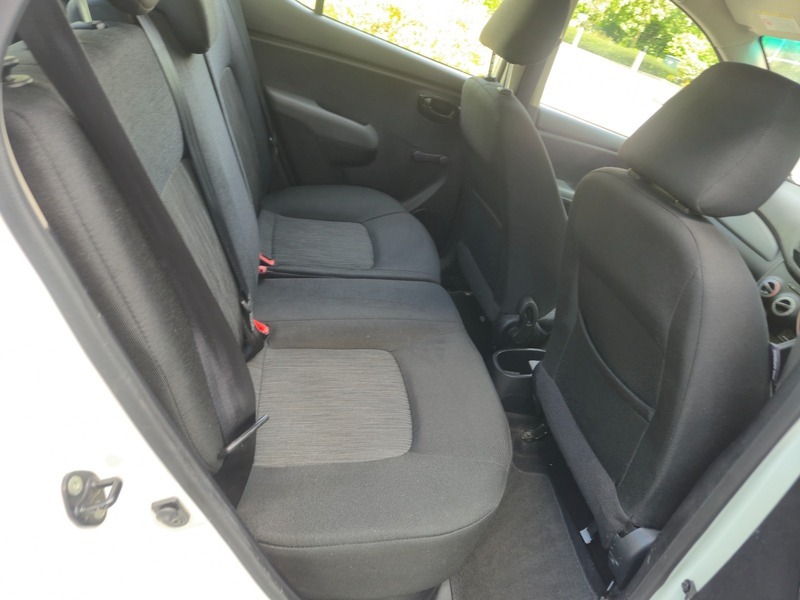 Hyundai I10 1.2L Se White #10