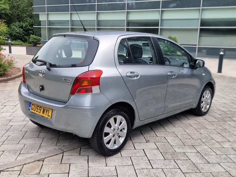 Toyota Yaris 1.33 Dual Vvt-i Tr Silver #6