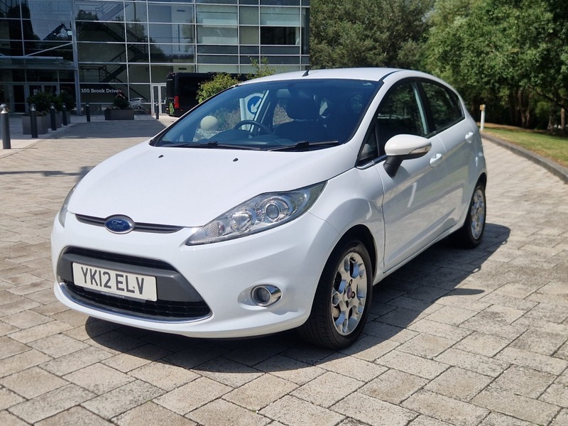 Ford Fiesta 1.4 Titanium Pink #2