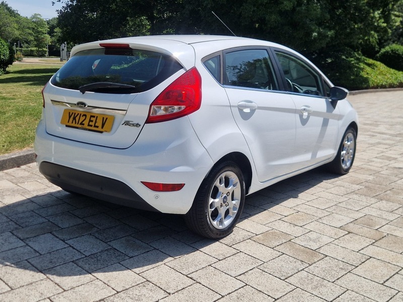 Ford Fiesta 1.4 Titanium Pink #4