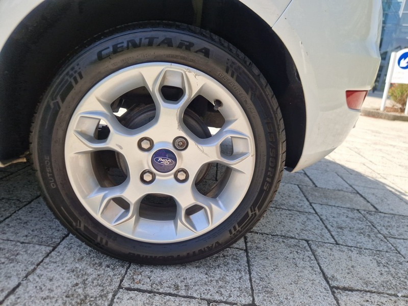 Ford Fiesta 1.4 Titanium Pink #26