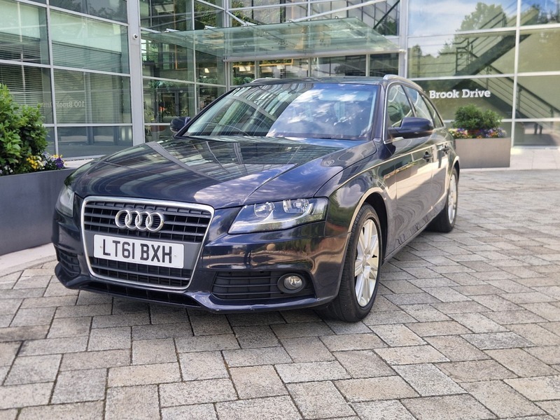 Audi A4 Avant 2.0 Tdie Se Estate Blue #2