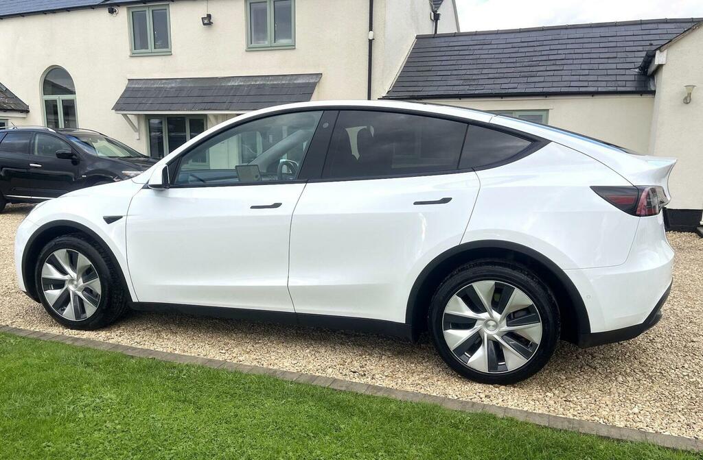 Tesla Model Y Suv JIL48 White #5
