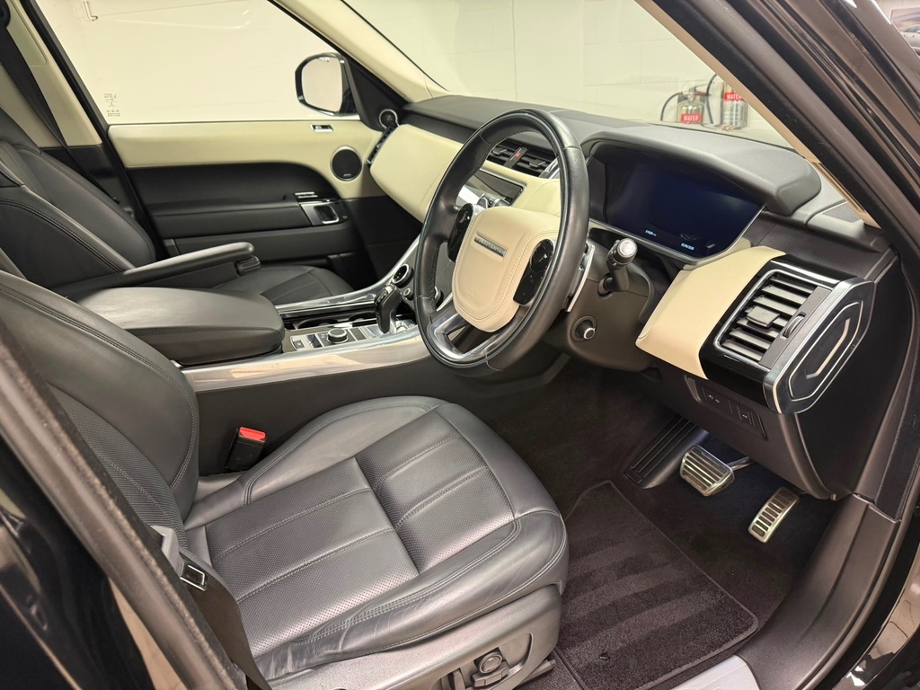 Land Rover Range Rover Sport 3.0 D250 Hse Silver One Owner - Low Milea Black #2