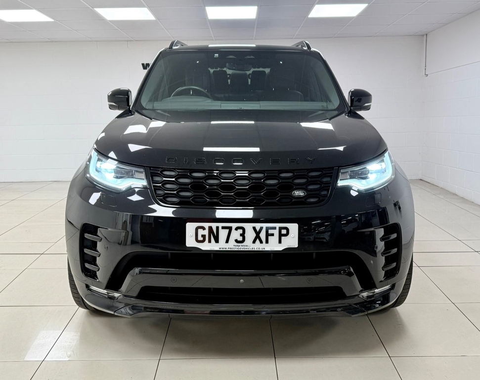 Land Rover Discovery 3.0 D300 Dynamic Hse Black Pack - One Own Black #5