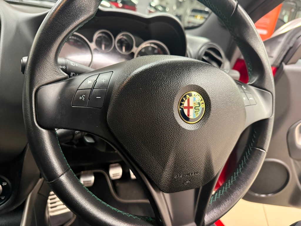 Alfa Romeo MiTo 0.9 Tb Twinair 105 Sportiva One Owner - Low Mi Red #4