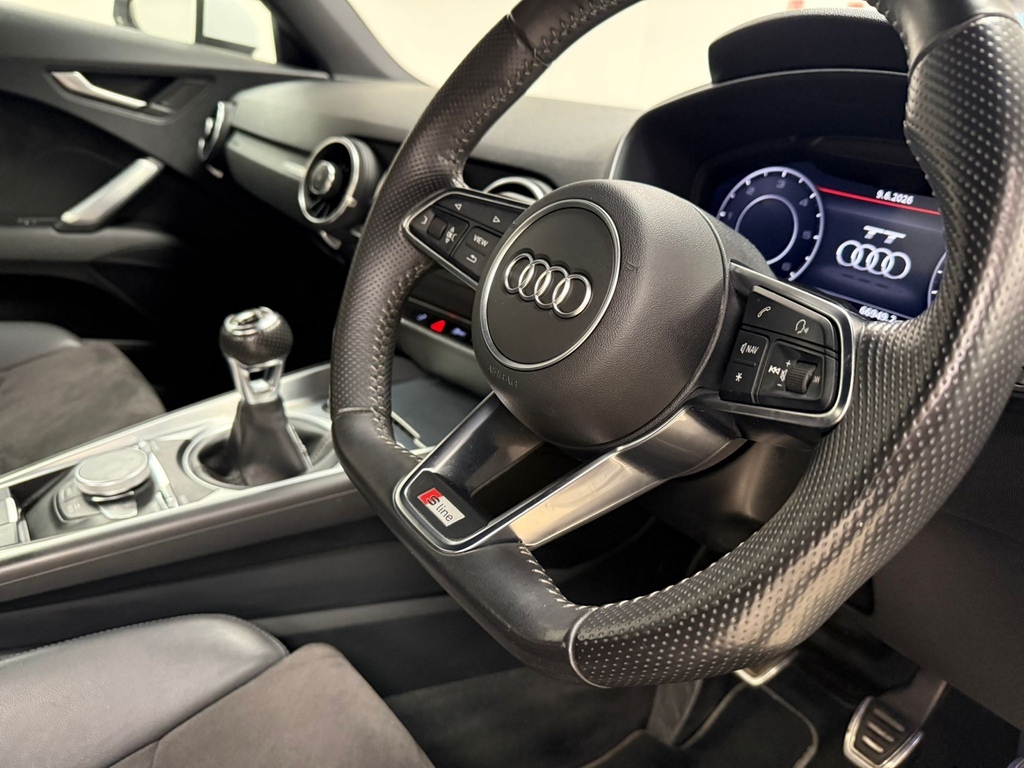 Audi TT 2.0 Tdi Ultra S Line White #4