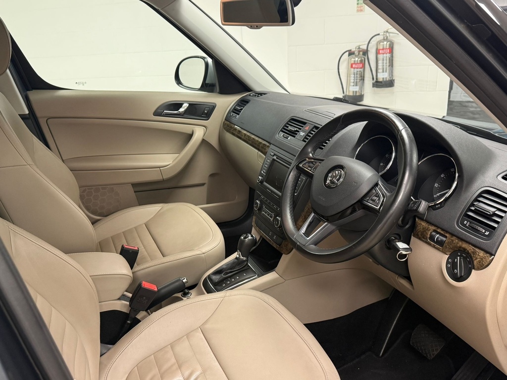 Skoda Yeti 1.2 Tsi Elegance Dsg Grey #2