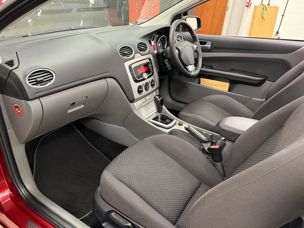 Ford Focus Cc 2.0 Cc-2 Rare - One Owner From New Red #6