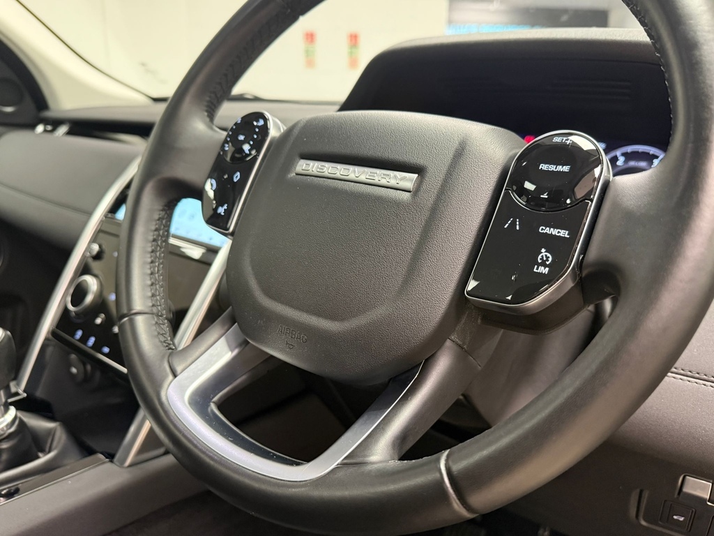 Land Rover Discovery Sport 2.0 D150 Se 2Wd - One Owner - Black Pack Blue #4