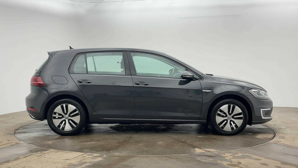 Volkswagen e-Golf Hatchback 35.8Kwh E-golf 2018 Grey #2