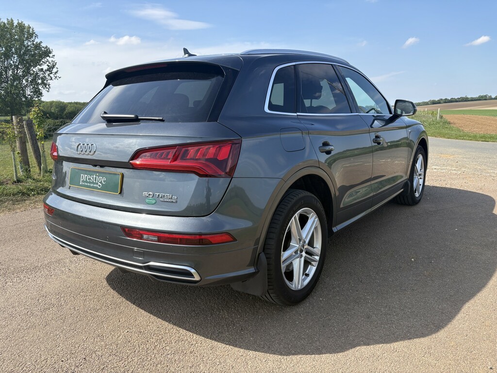 Audi Q5 Suv 2.0 Tfsie 50 S Line 2020 AK20EHE Grey #4