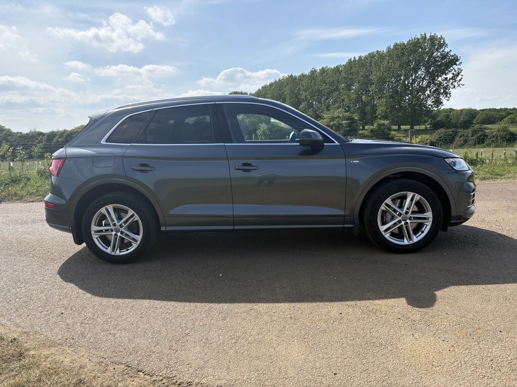 Audi Q5 Suv 2.0 Tfsie 50 S Line 2020 AK20EHE Grey #6