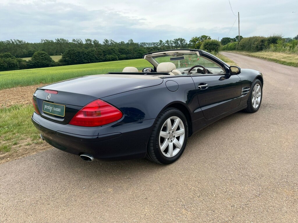 Mercedes-Benz SL Class Silver #25