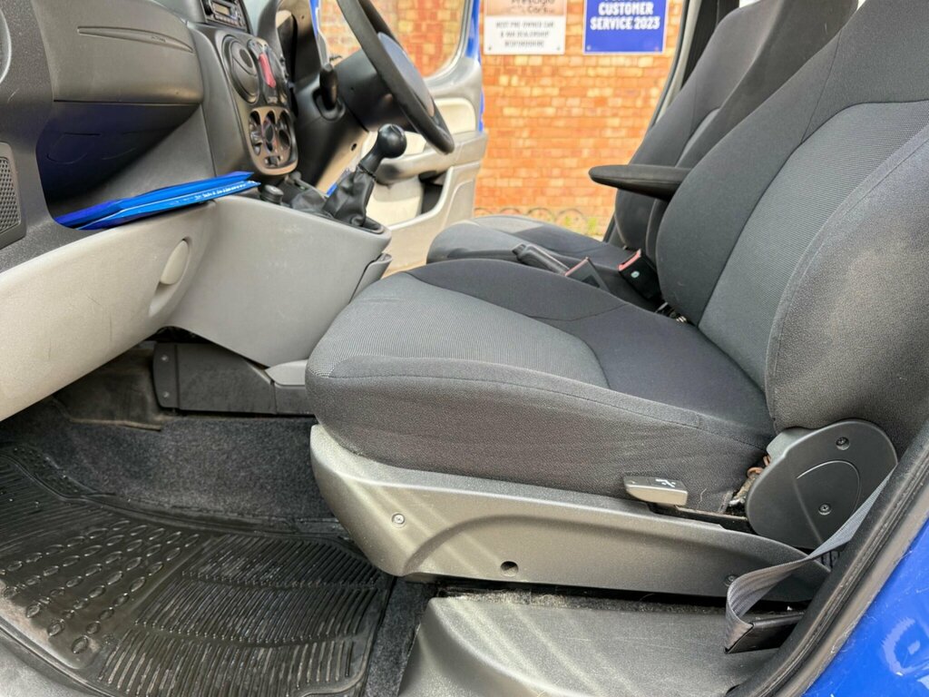 Fiat Doblo 1.3 Multijet 16V Active Grey #42