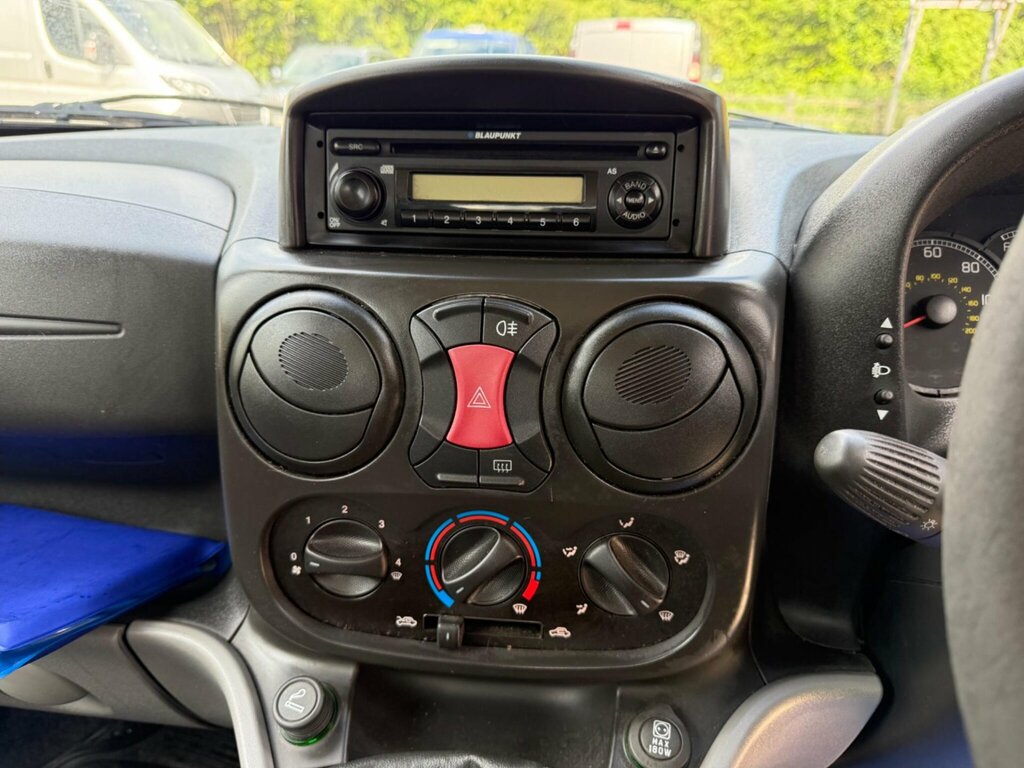 Fiat Doblo 1.3 Multijet 16V Active Grey #11