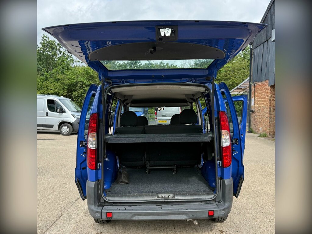 Fiat Doblo 1.3 Multijet 16V Active Grey #13