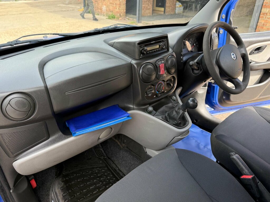 Fiat Doblo 1.3 Multijet 16V Active Grey #41