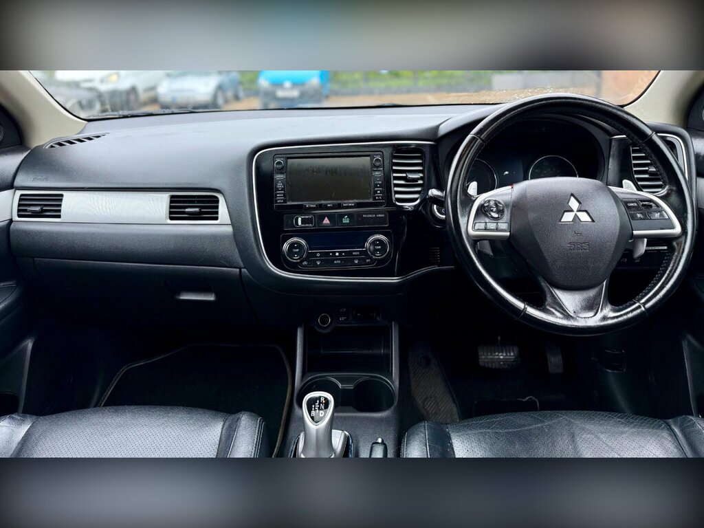 Mitsubishi Outlander Red #20