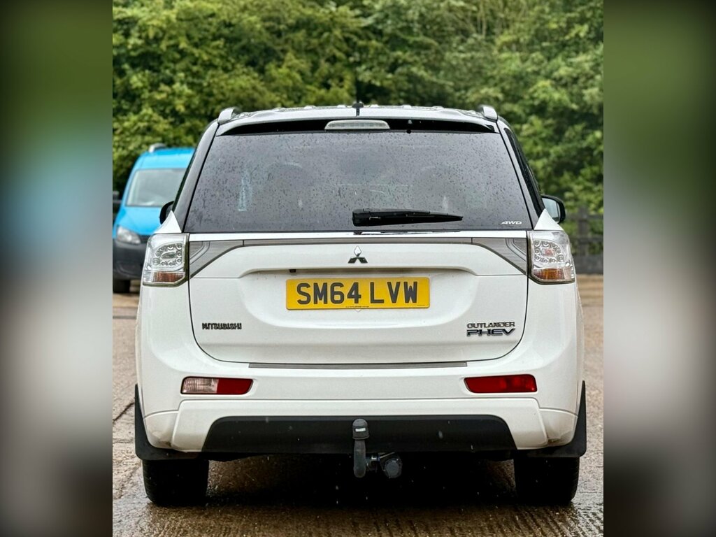 Mitsubishi Outlander 2.0H 12Kwh Gx4h Cvt 4Wd Euro 5 Ss White #6