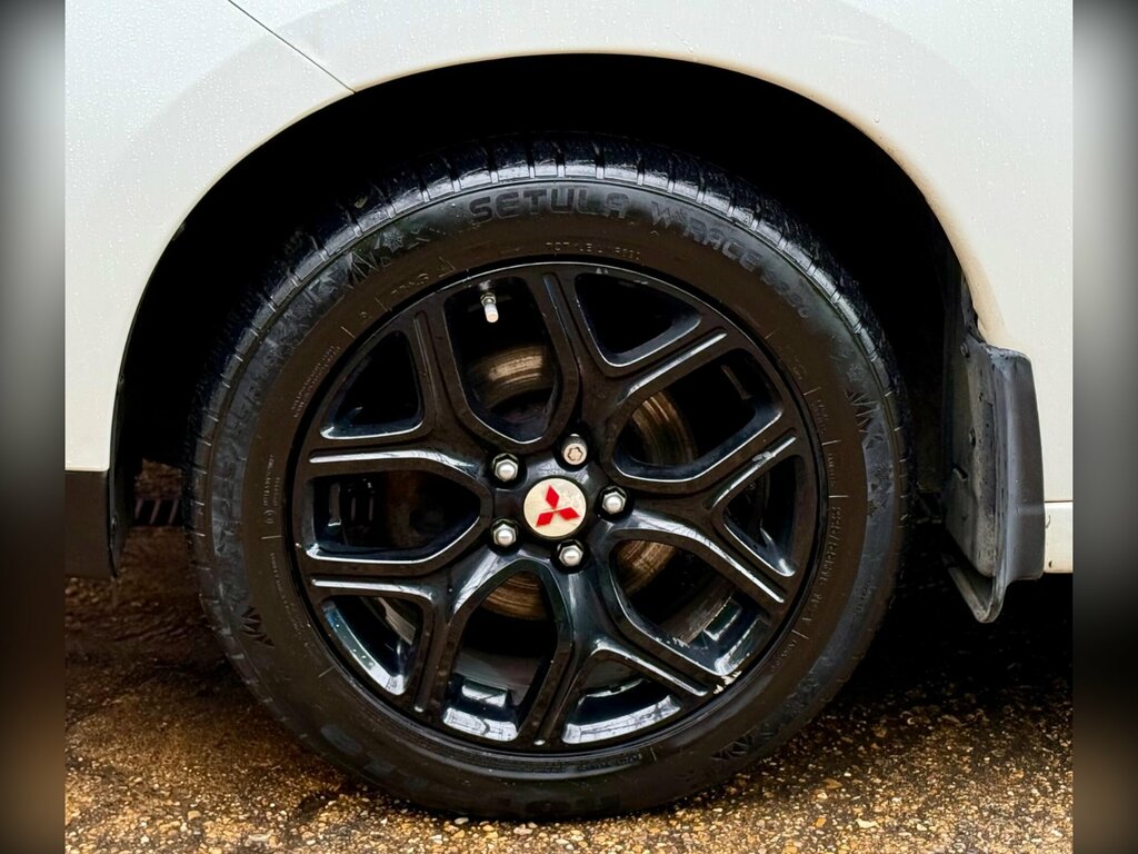 Mitsubishi Outlander Red #46