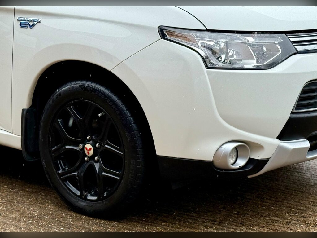 Mitsubishi Outlander Red #23