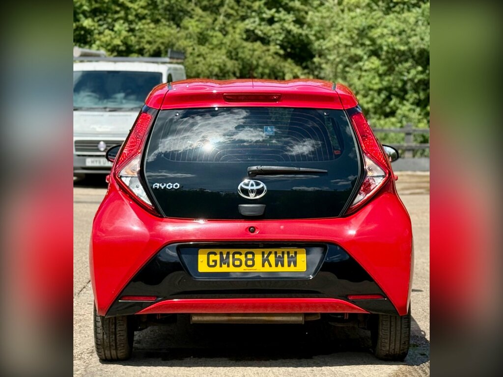 Toyota Aygo 1.0 Vvt-i X-play X-shift Euro 6 Red #5