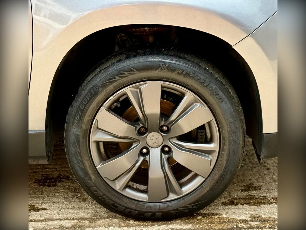 Peugeot 2008 Ss Gt Line White #39