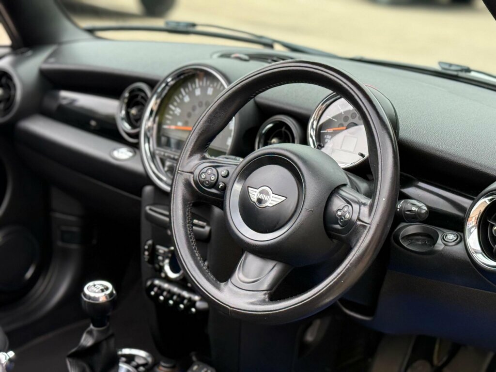 Mini Convertible 1.6 One Euro 6 Blue #9