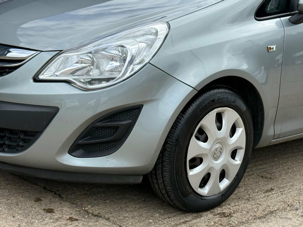 Vauxhall Corsa Sxi Red #18