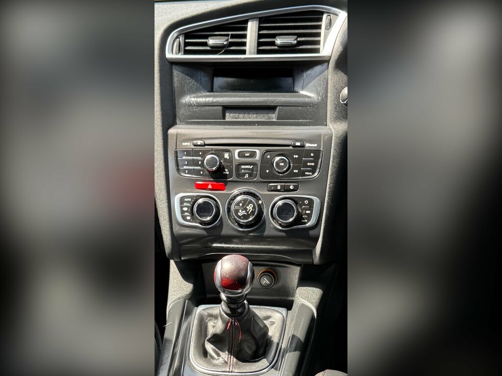 Citroen DS4 Hatchback Red #15
