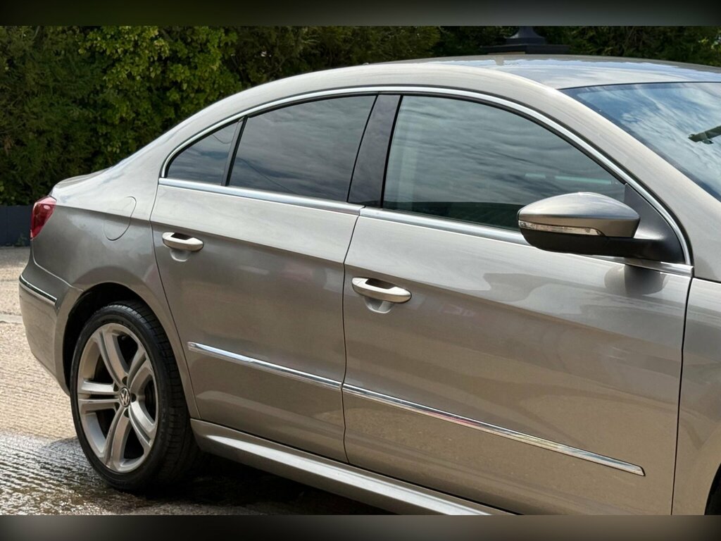 Volkswagen CC Saloon 2.0 Tdi Bluemotion Tech Gt Euro 6 Ss White #18