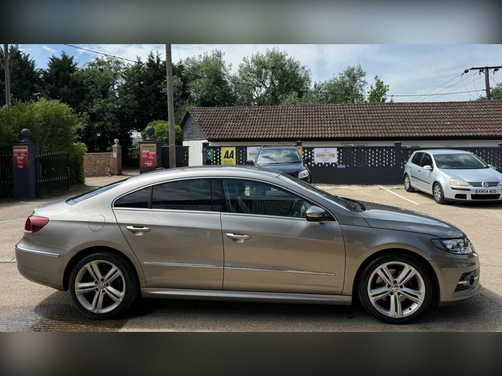 Volkswagen CC Saloon 2.0 Tdi Bluemotion Tech Gt Euro 6 Ss White #8