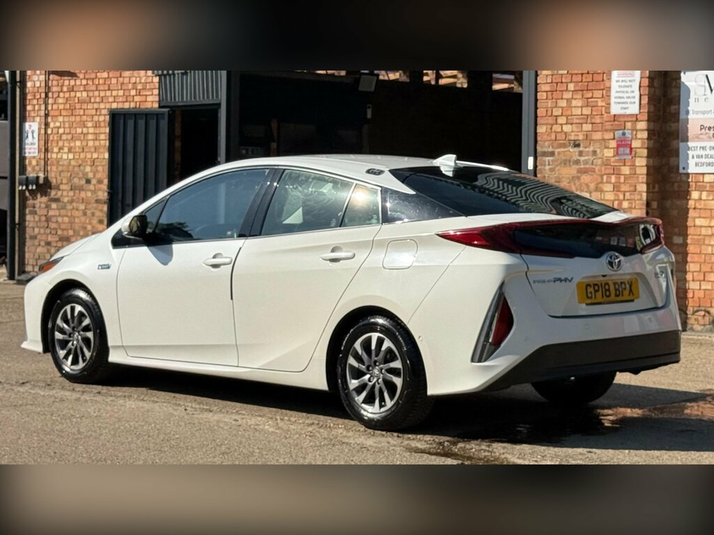 Toyota Prius 1.8 Vvt 8.8Kwh Excel Cvt Euro 6 Ss White #4