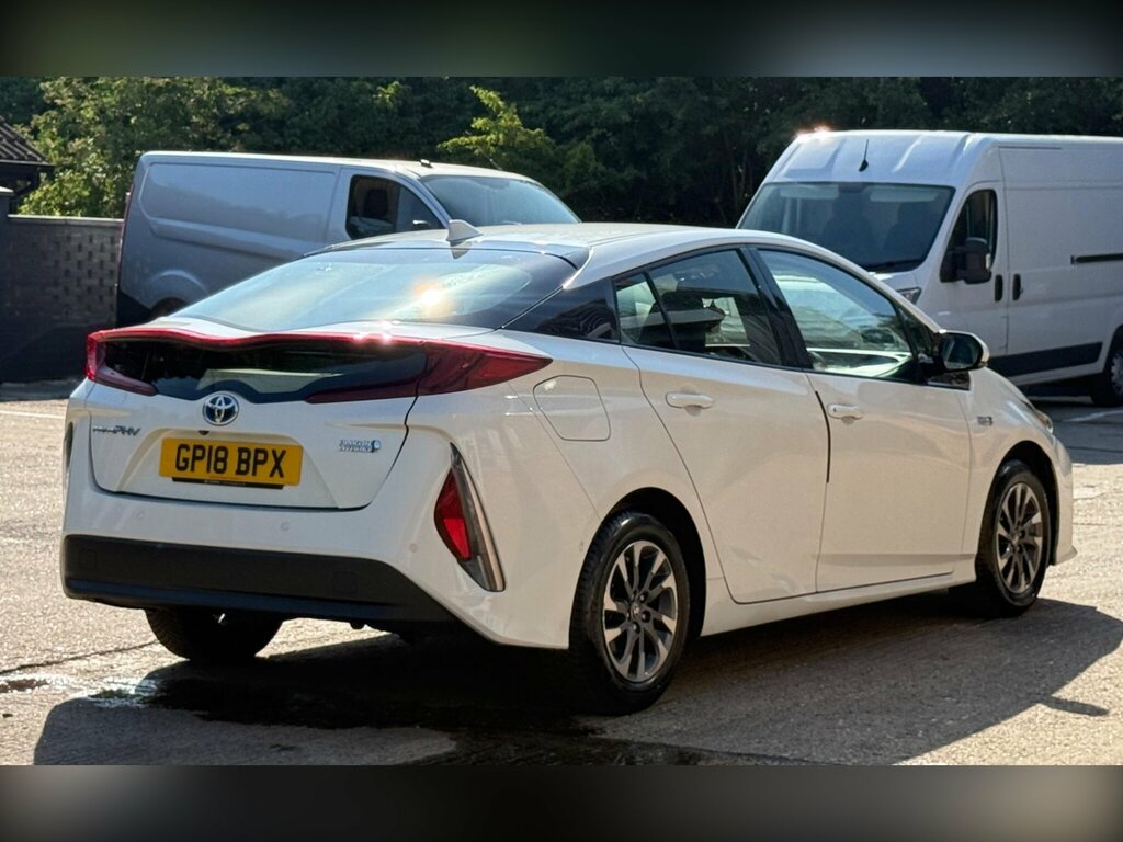 Toyota Prius 1.8 Vvt 8.8Kwh Excel Cvt Euro 6 Ss White #6