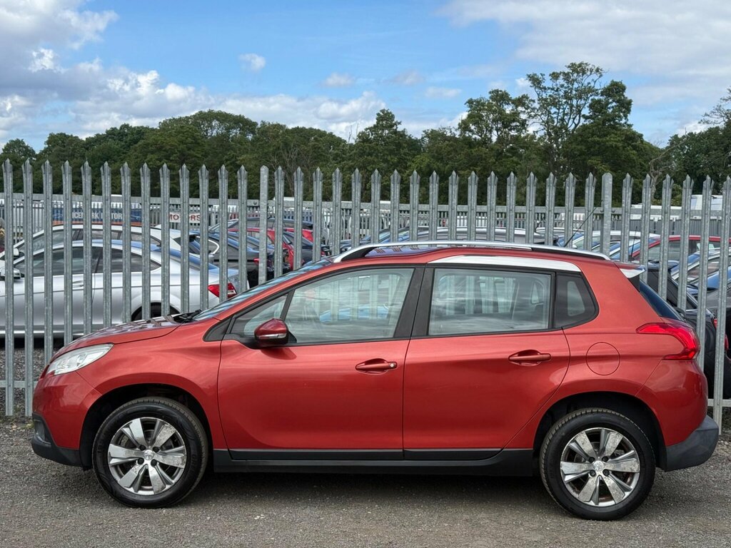 Peugeot 2008 Blue Hdi Active 5-Door White #14
