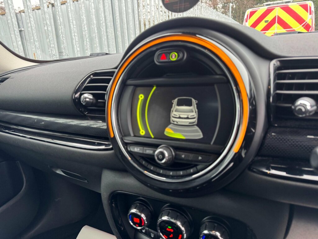 Mini Clubman Cooper White #25