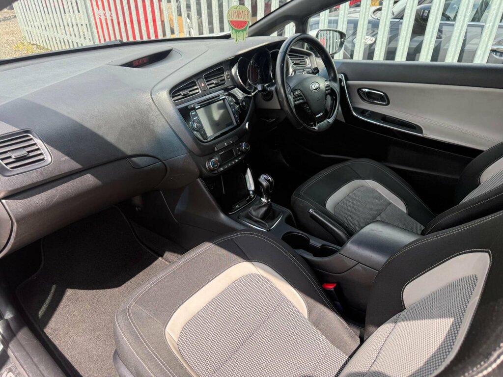 Kia Proceed Hatchback 1.6 T-gdi Gt Tech Euro 5 201515 White #23