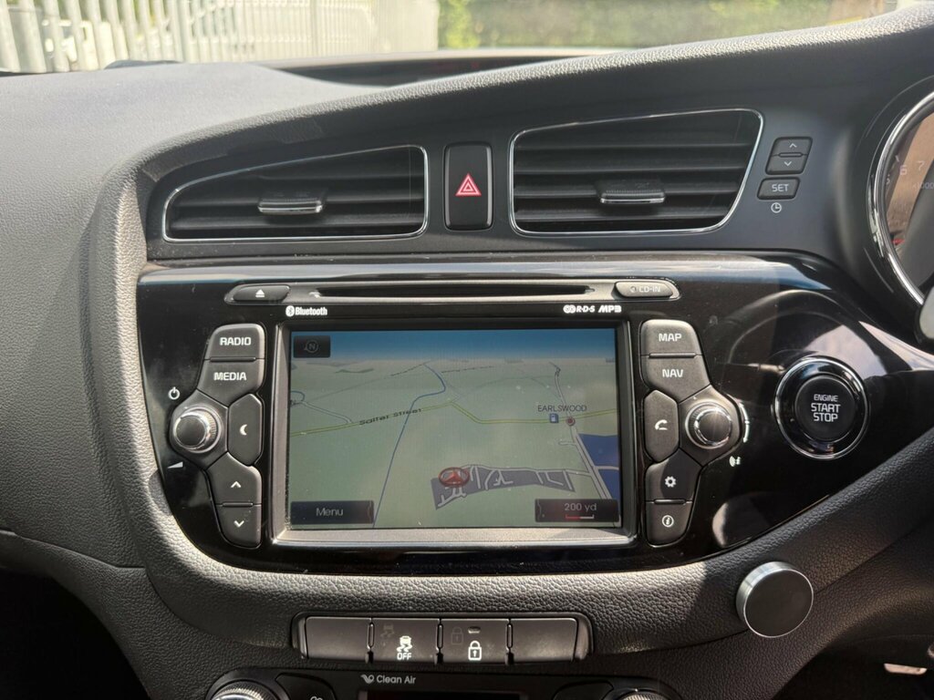 Kia Proceed Hatchback 1.6 T-gdi Gt Tech Euro 5 201515 White #12