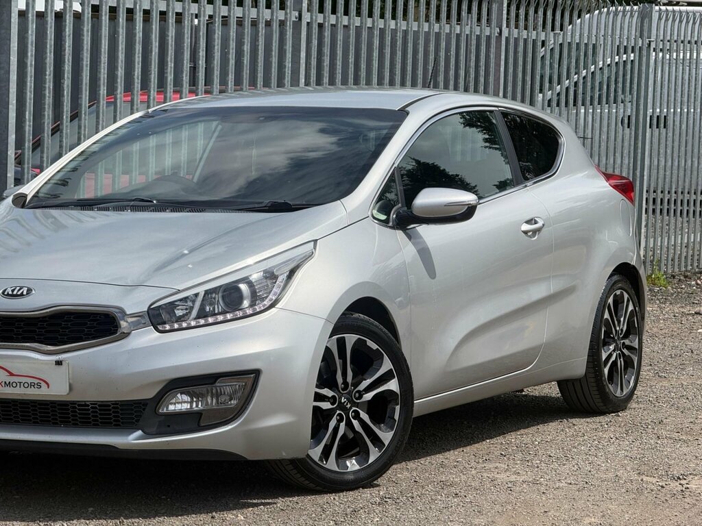 Kia Proceed Hatchback 1.6 T-gdi Gt Tech Euro 5 201515 White #31